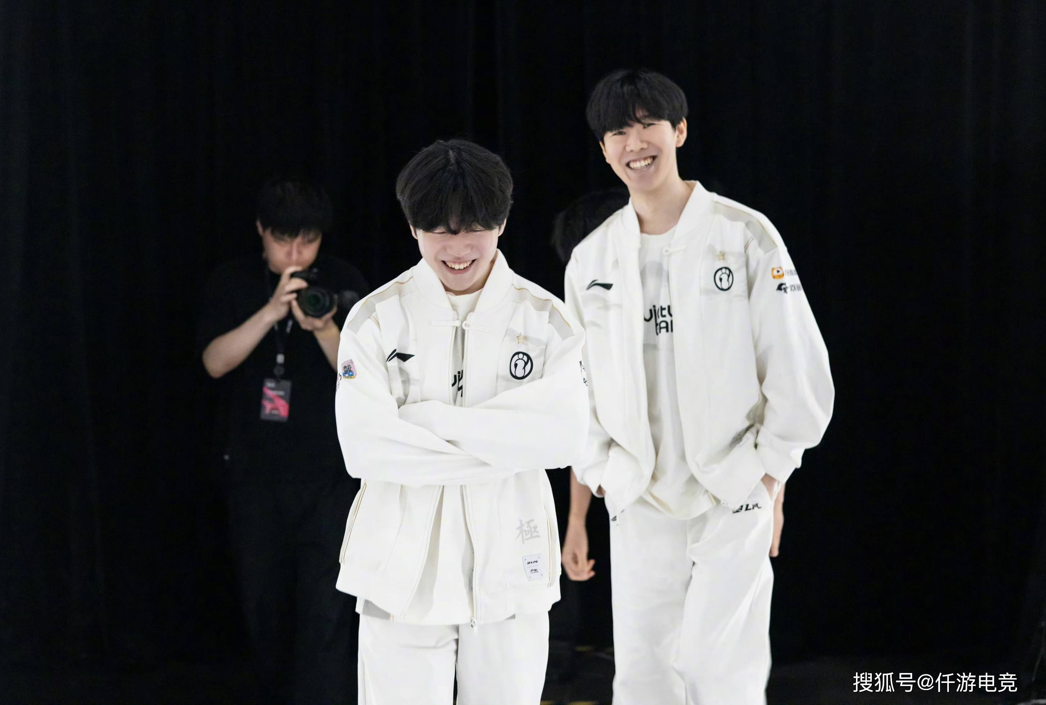 于对获奖者 于对获奖者